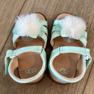 UGG baby sandals. Flower Pom Pom. Mint green. Size baby 4/5